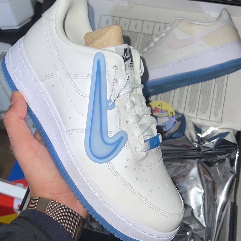 Nike Air Force 1 Low ”LX UV Reactive” 🛸 | Plick Second Hand