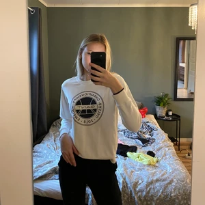 Gant tröja - Gant tröja i storlek 158/164 men är som en xs💕