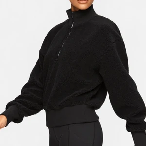 Helt ny Stronger jacka i storlek S - Helt ny Stronger jacka i storlek S. Mitt pris 559 kr. Ordinariepris 899