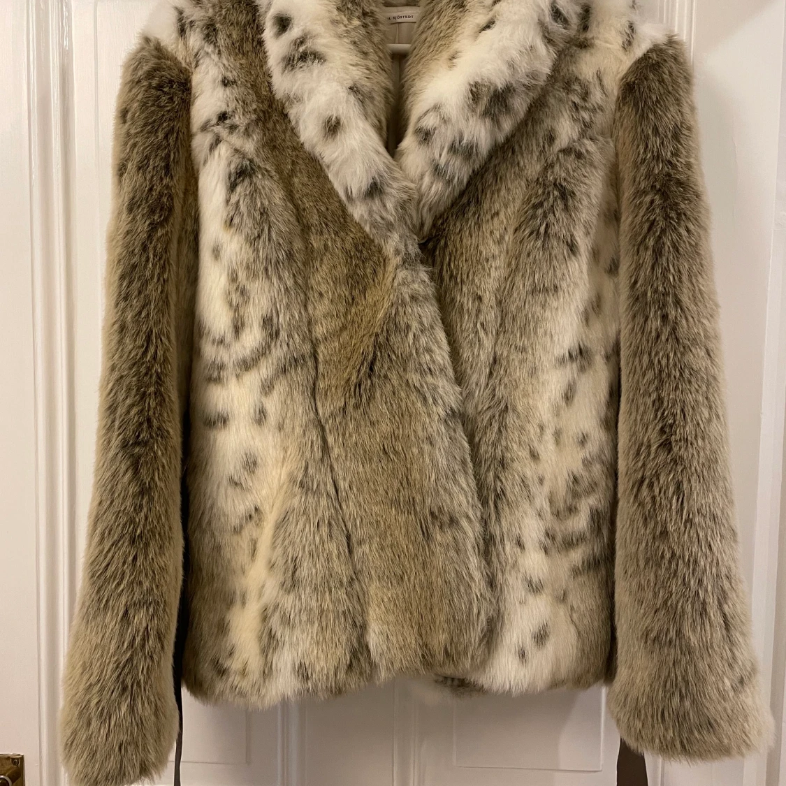 Ida Sjöstedt fuskpäls