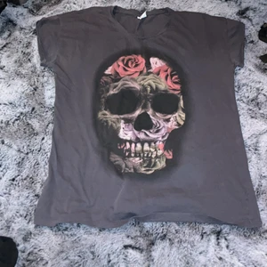 tröja strl XL - tröja bra skick. 