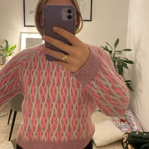 Tröja - Från ONLY använd MAX 2 gånger 🥰🥰suuuperskönt material