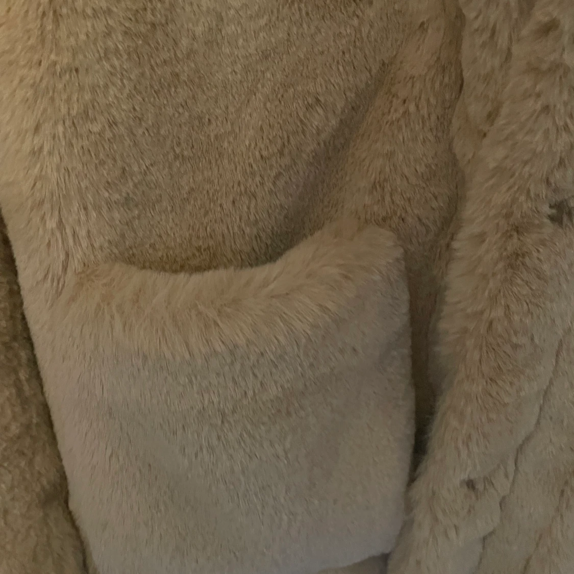 Superfluffig jacka från HM!  - 90