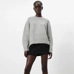 Grå stickad tröja  - Grå stickad tröja ifrån zara!