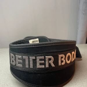 Better Bodies - Gym bälte i fint skick! Knappt använd. Nypris 400kr säljer nu för 200kr 