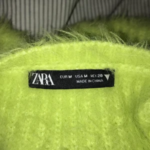 Lurvig - Lurvig mysig grön tröja snyggt nu till våren!