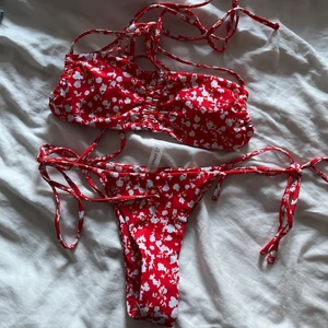 Bikini från Zaful - Bikini från ZAFUL som aldrig är använd🤍 Frakt tillkommer på 48 kr!