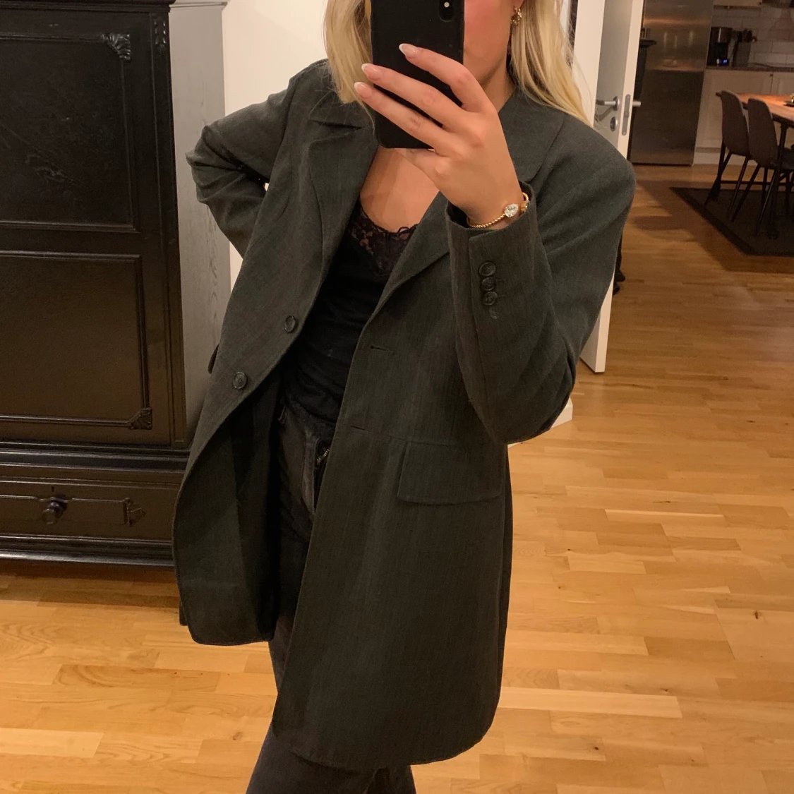 Grå blazer 