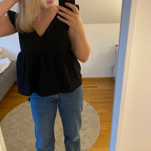 Topp - Så snygg och trendig topp som inte kommer till användning❤️