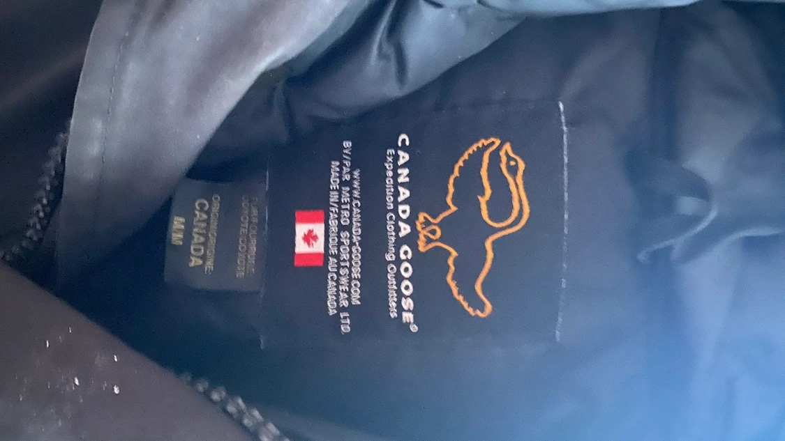 Canada Goose jacka  - 90