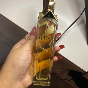 Beyonce parfym - Av 100ml - 90 ml använd 10 ml bara 
