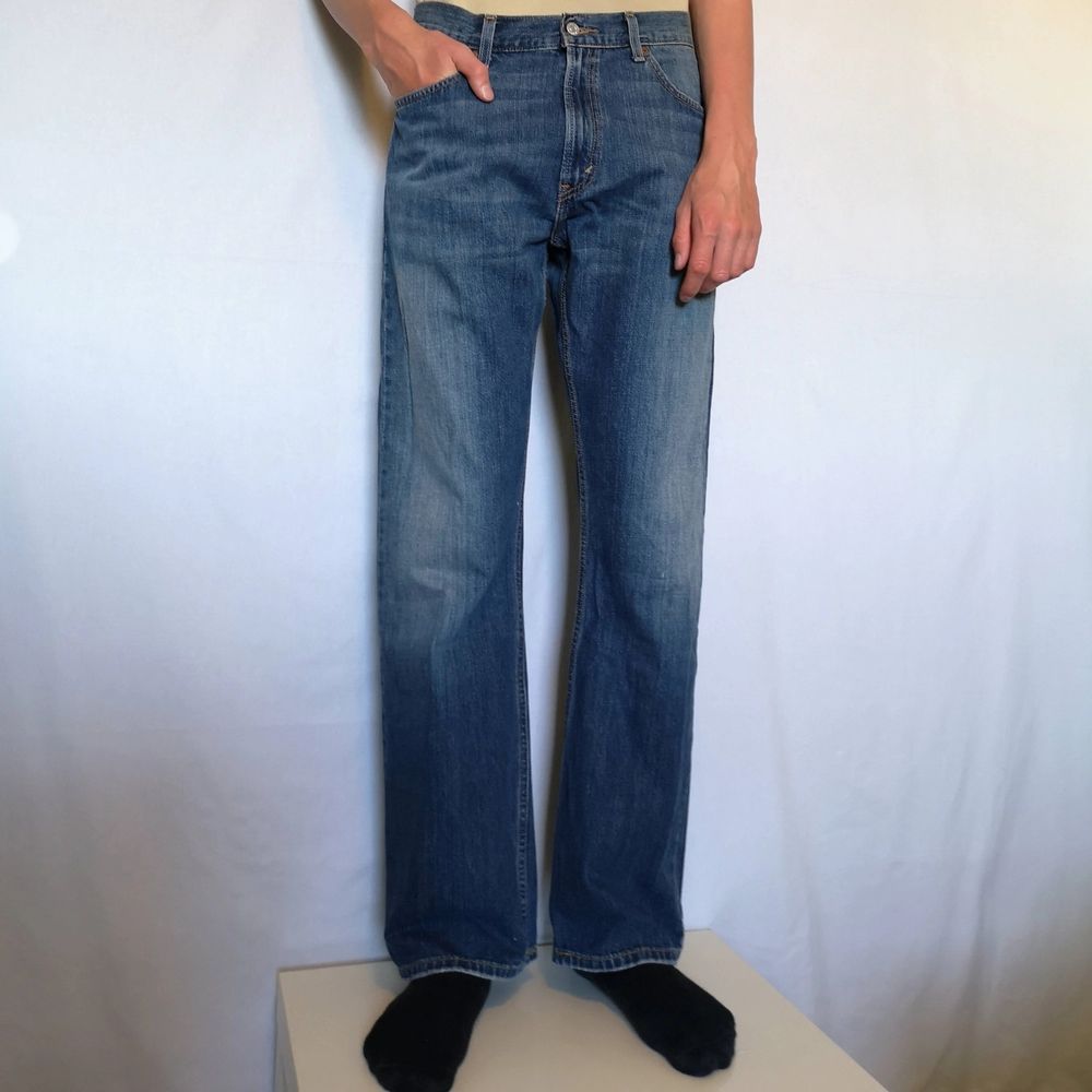 Vintage Levi's 557 relaxed bootcut jeans | Plick