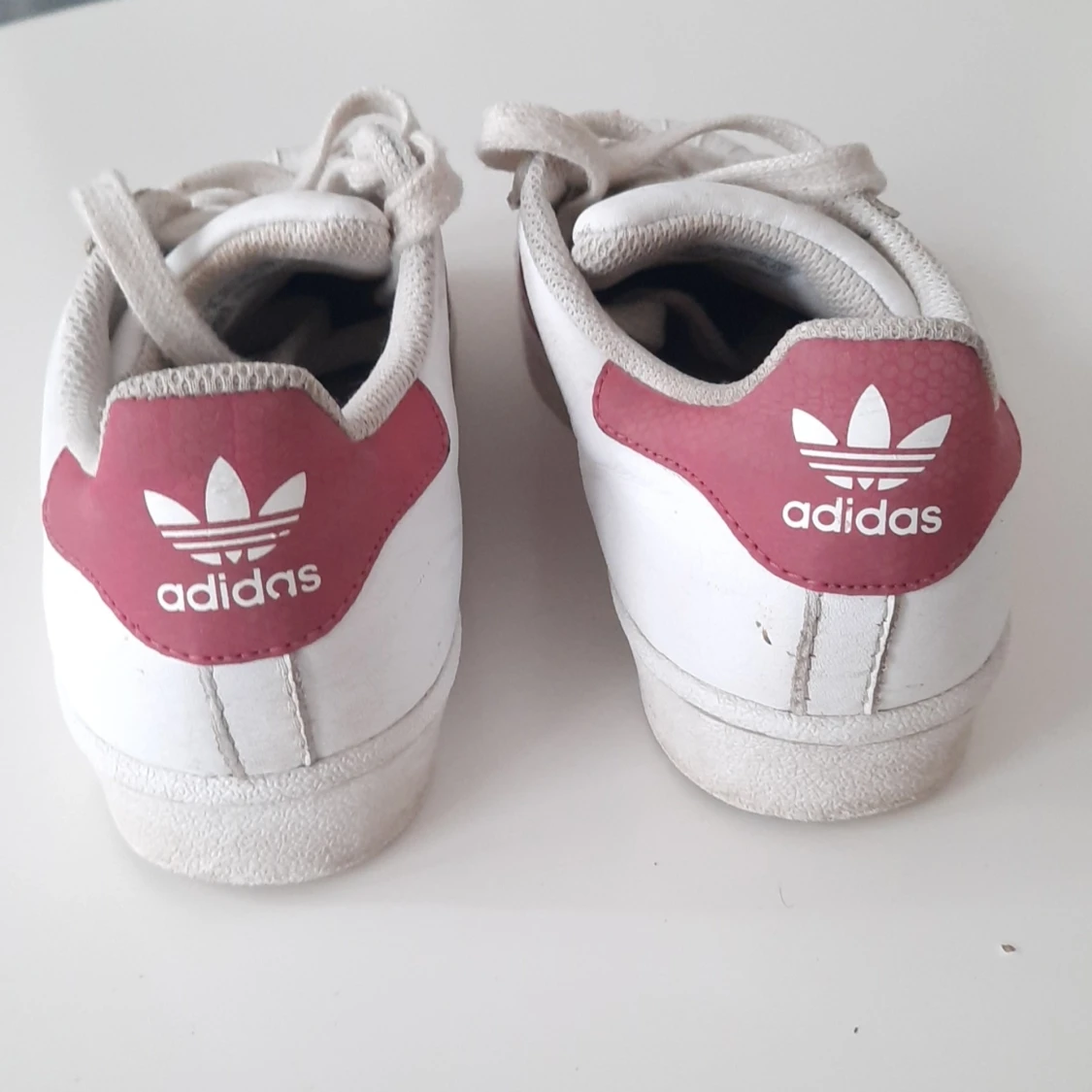 Adidas skor  - 91