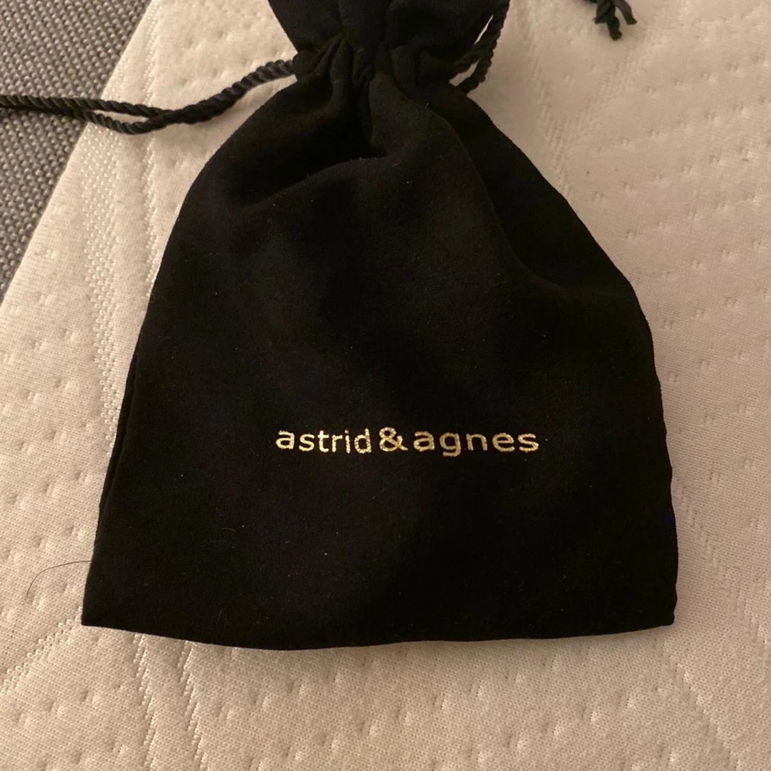 Astrid & Agnes Äkta sötvattenpärlor - 90