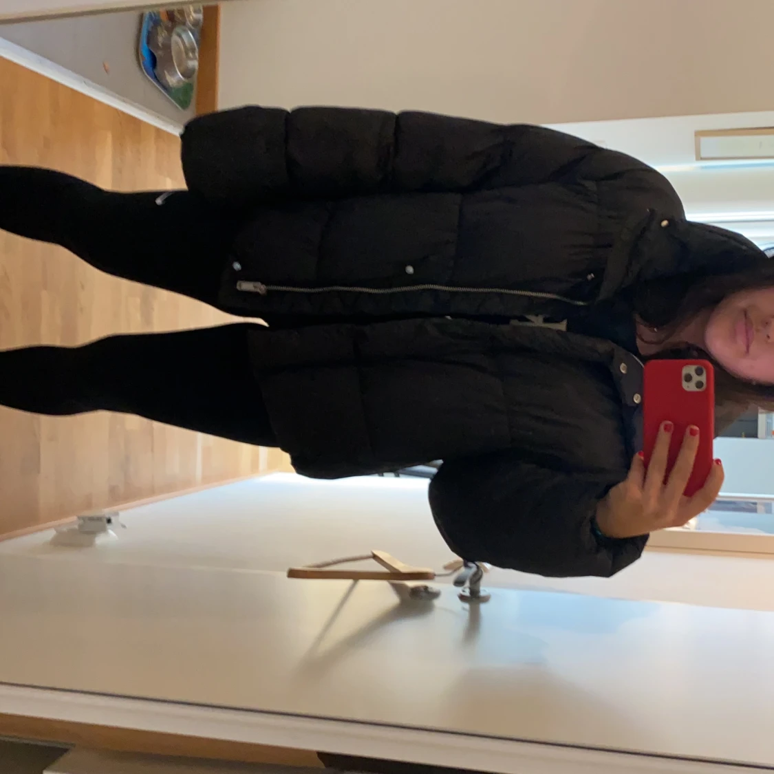 Svart puffer jacket - 90