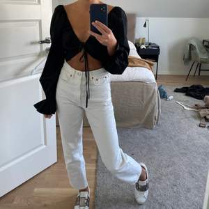 Zara jeans!! Använt fåtal gånger💕💕