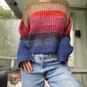 Super mysig höstcardigan - Jätte fin stickad tröja med super långa ärmar, inte alla stickig från collousion! Köparen står för frakt!💓