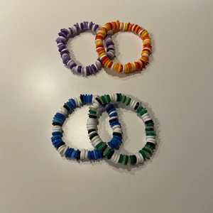 Färgglada armband🧡💜💚💙💛 - 30kr styck eller 100kr för alla💜💚💛🧡