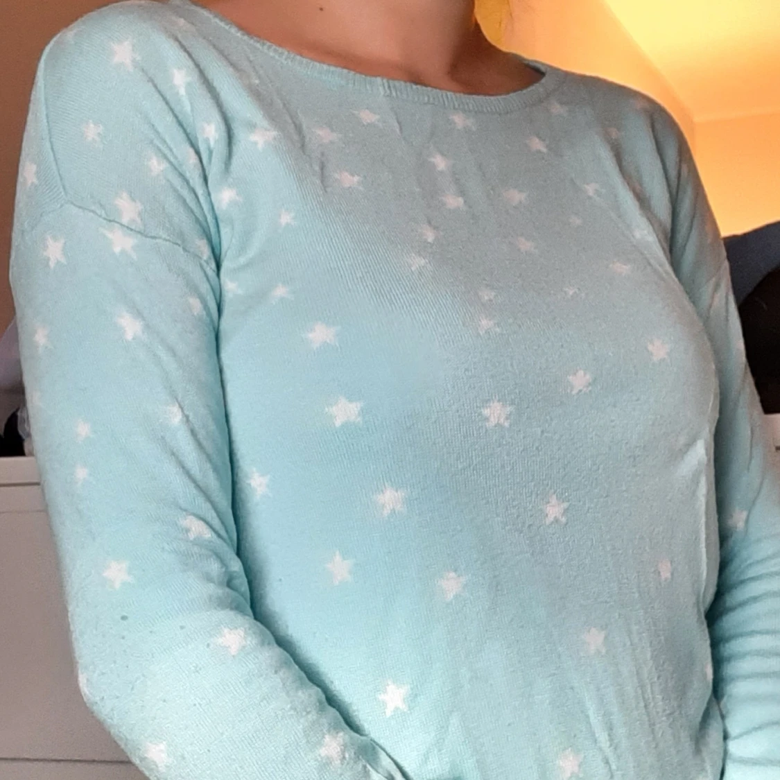 Mysig tröja med stjärnor 