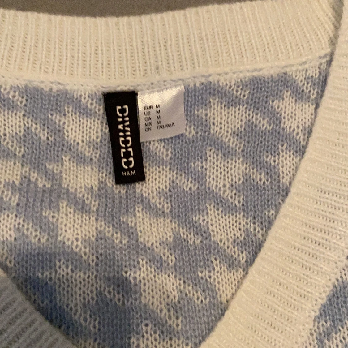 Mönstrad väst - 90