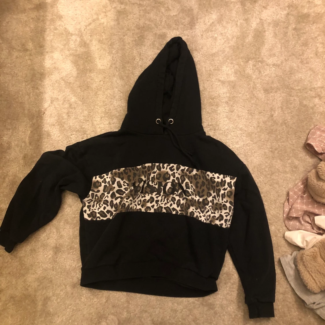 En hoddie från Ullared  - 90