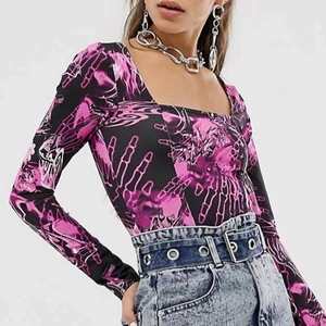 Super snygg body från jaded london - 💗En body från Jaded London i storlek 38💗 frakten ingår i priset 