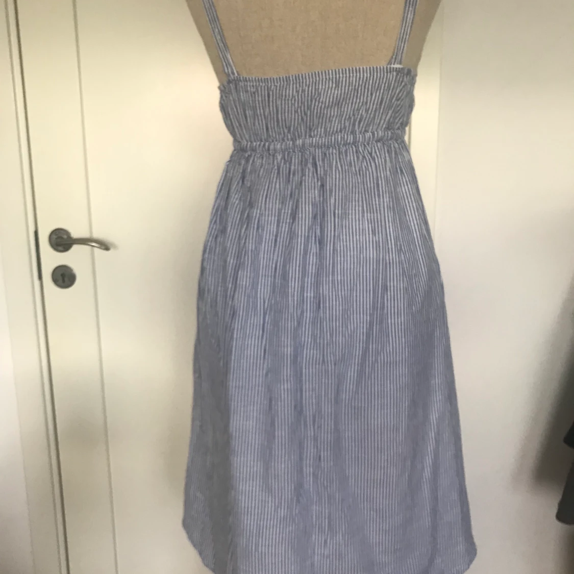 Sötaste sommarklänning stl S i nyskick  - 90