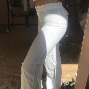 Linnebyxor  - Mina favvobyxor som jag har 2 st av💞⚡️som nya☺️dyra vad inköp. Storlek 34 men passar mig som brukar vara m(frakt 60kr)