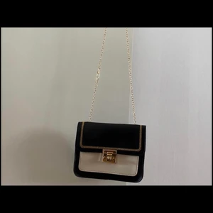 Helt ny väska - Helt ny bag