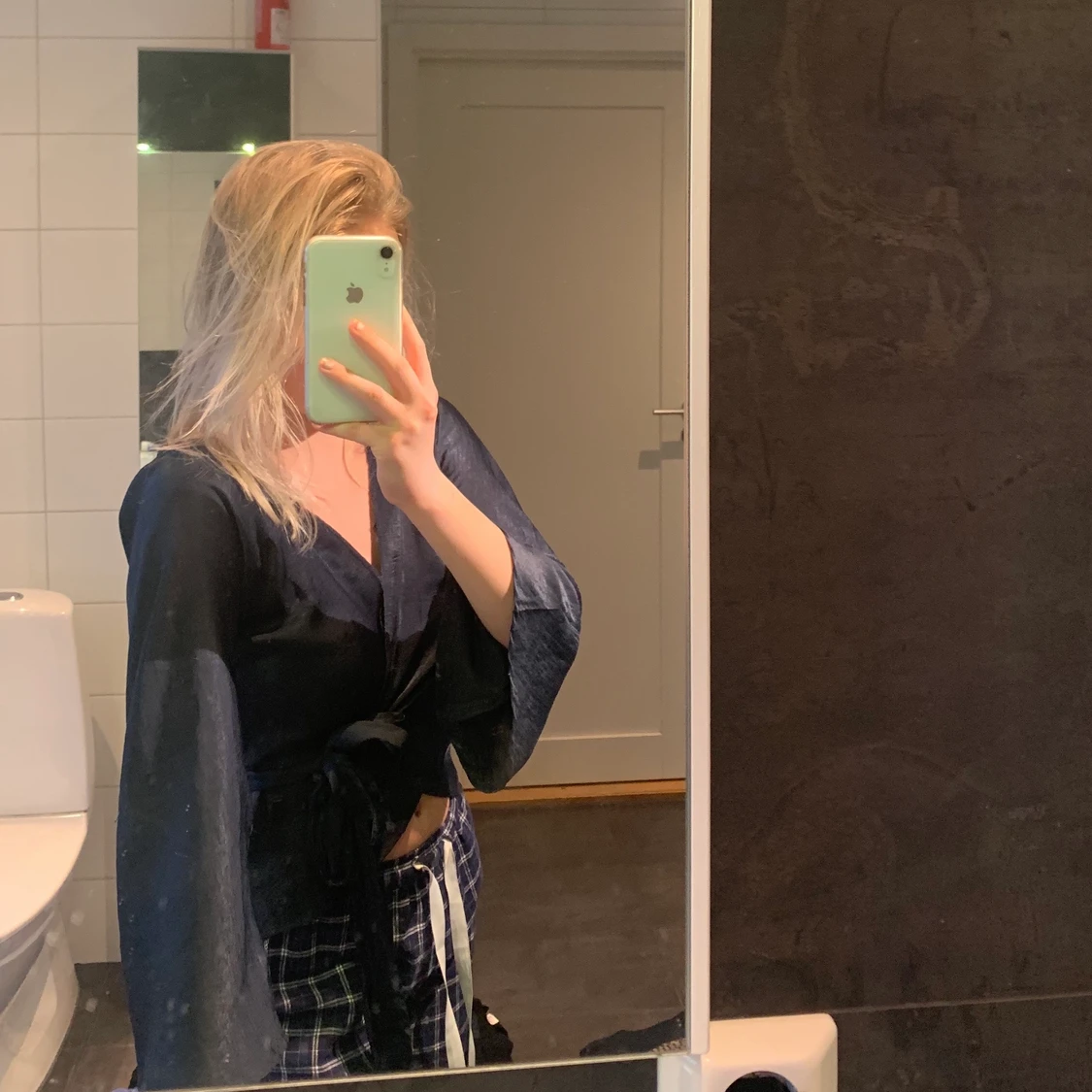 Fest topp med knyte💙 - 90