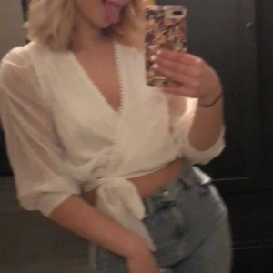 Tröja - Säljer min tröja ifrån bikbok använd 2 gånger storlek S