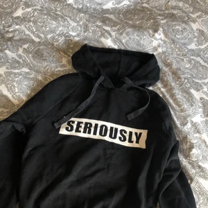 Hoodie - Hoodie från Gina, använd fåtal gånger. Storlek S💕köparen står för frakten.