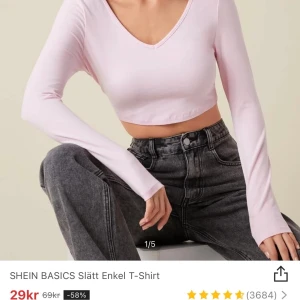 Rosa topp helt ny billig! - Den har storlek M men sitter nog mer som S. Lite mer rosa än på bilden! 