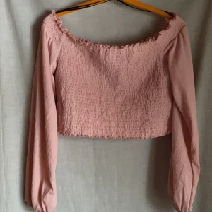 Rosa off shoulder topp  - Frakt 48kr. Helt ny