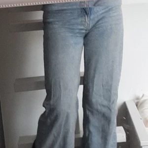 Monki jeans - Jeans från monki, jätte fina 💖💖190 kr +45 kr frakt