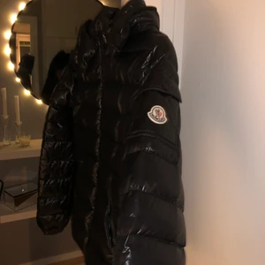 Moncler bady  - Fint skick