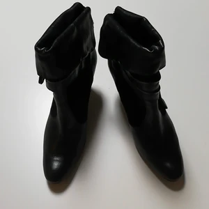 Kennel und Schmenger - Mycket bra skick strl 6 1/2