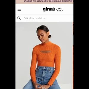 Orange tröja  - Säljer denna oranga tröjan som aldrig är använd. Och den är i bra skick. Storlek XS. 