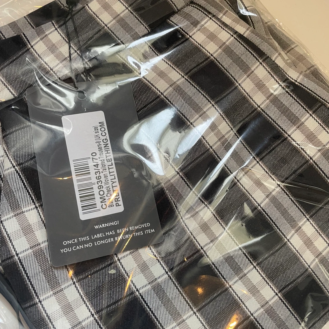 Rutiga byxor från Prettylittlething - 90