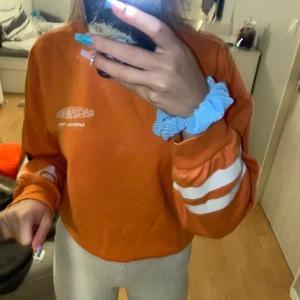Tröja - Orange tröja från Gina tricot, storlek Xs