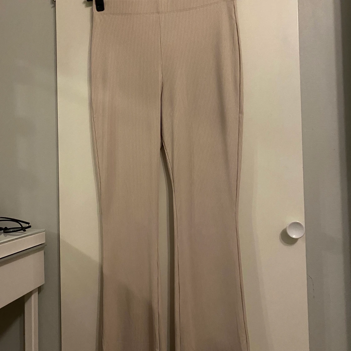 Utsvängda legging, S - 91