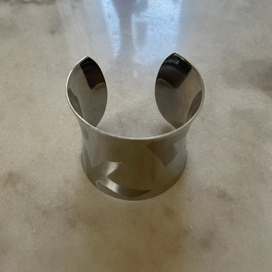 Silver armband från DKNY 🤍🔗 - 91