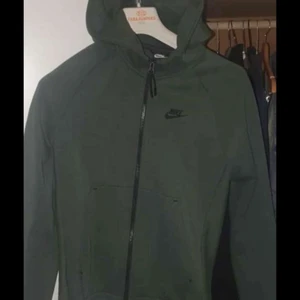 Nike kofta - Snygg grön nike kofta