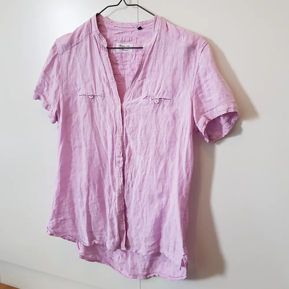 Ny topp i linne som ej kommer till användning 🌻 är mer kall lila än vad som syns på bilder. Där ser den mer rosa ut.. Blusar.