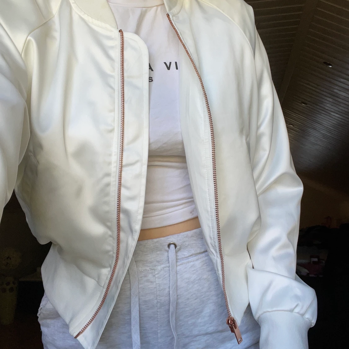 Vit bomberjacka bikbok - 90