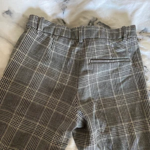 Rutiga byxor - Har fickor sitter jätteskönt och har fin passform 