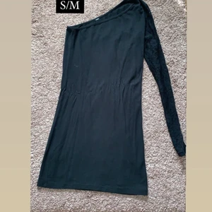 Klänning  - Svart klänning 