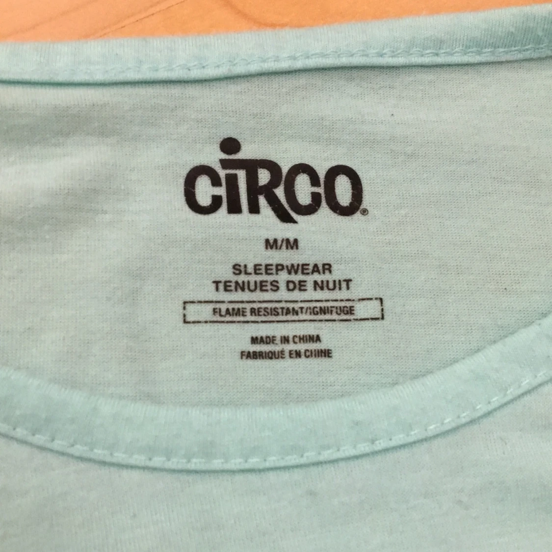 Turkos T-shirt med katt