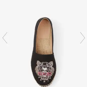 Kenzo espadrilles i storlek 38, knappt använda. 