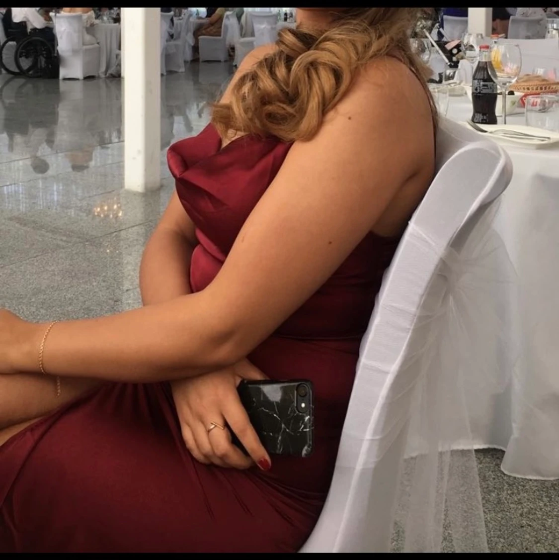 VINRÖD KLÄNNING  - 90